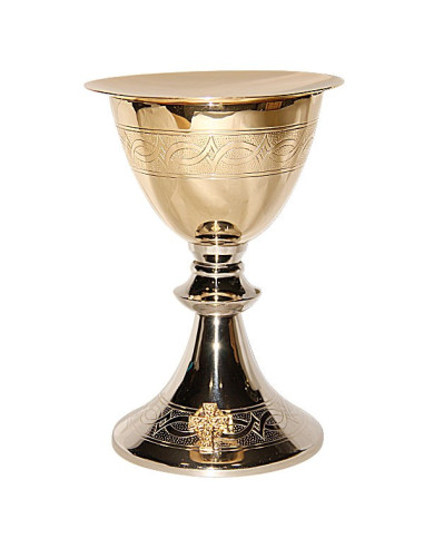 Two-tone chalice and paten