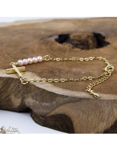 Bracelet perles roses avec croix en alliage doré
